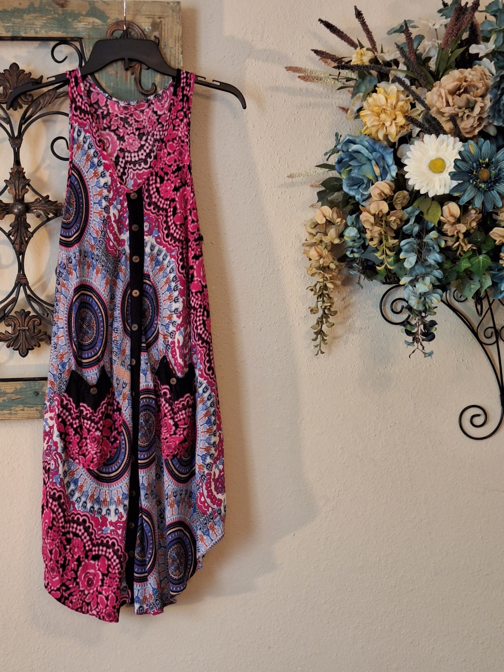 Sleeveless Pink Printed Button-Front Swim Dress Coverup. Size XS